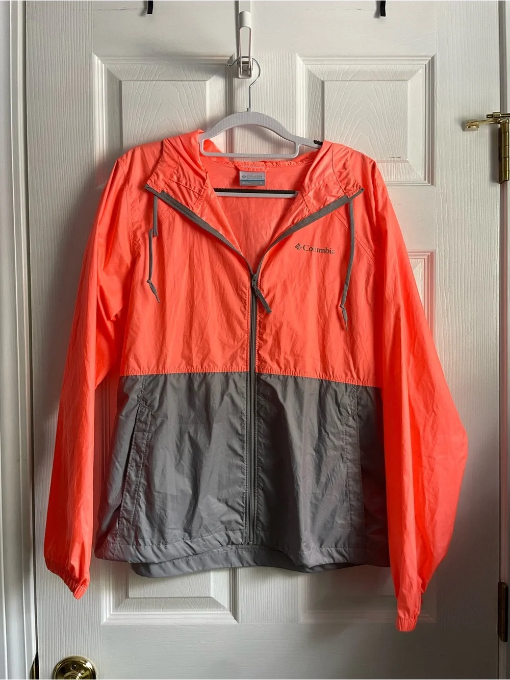 Columbia Hooded Windbreaker, Size M